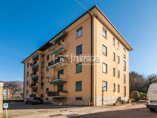 Appartamento in vendita a Como, Lombardia