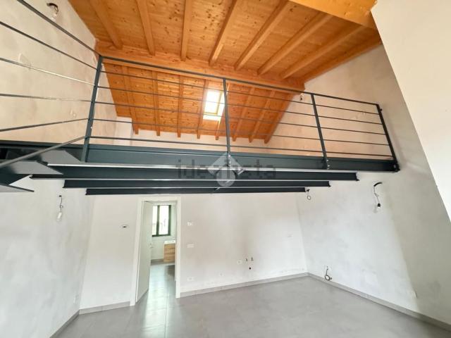 Appartamento in vendita a Suno, Novara
