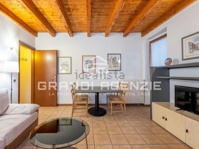 Appartamento in vendita a Centro storico, Brenzone