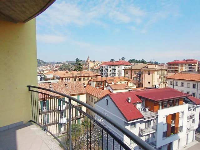 Attico in vendita a Piemonte, Alessandria