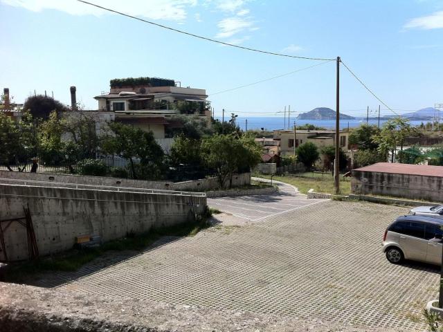 Appartamento in vendita a Pisciarelli, Pozzuoli