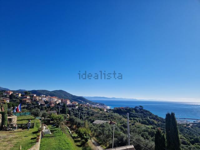 Appartamento in vendita a Castagnabuona, Varazze