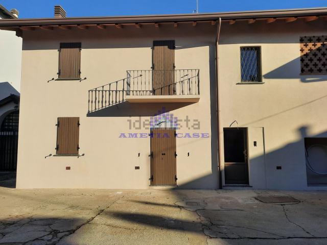 Appartamento in vendita a Verderio Superiore, Lombardia