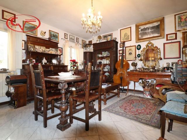 Appartamento in vendita a Montevarchi, Toscana