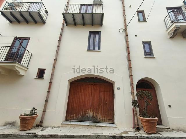 Appartamento in vendita a Aquino, Monreale