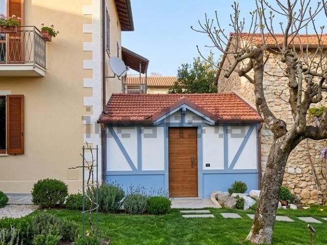 Appartamento in vendita a Broccostella, Frosinone