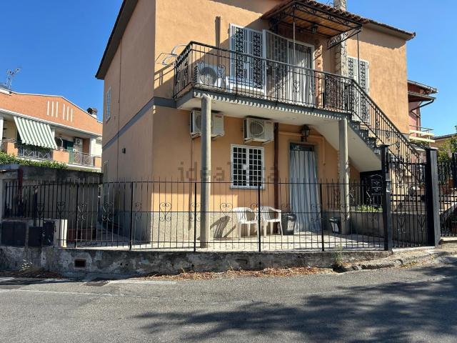 Appartamento in vendita a Valle dei Corsi, Fonte Nuova
