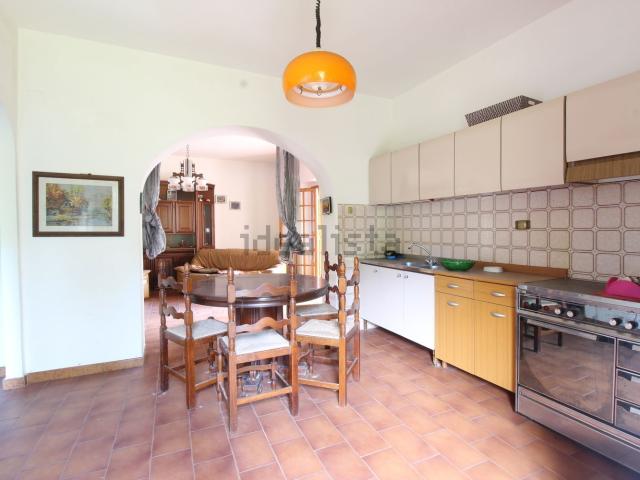 Appartamento in vendita a Lamporecchio, Toscana