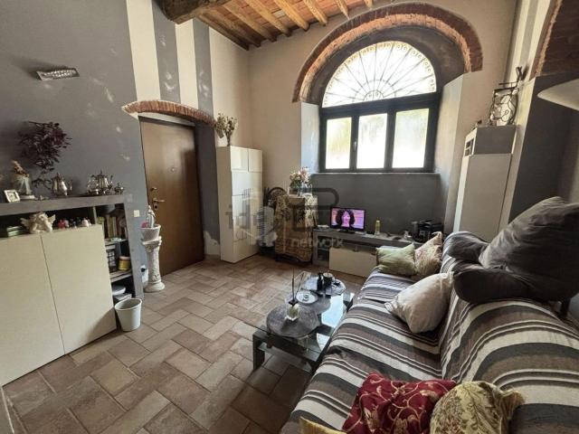 Appartamento in vendita a Pontecimato, Carrara