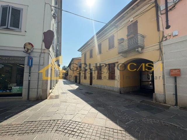 Appartamento in vendita a Cernusco Sul Naviglio, Lombardia