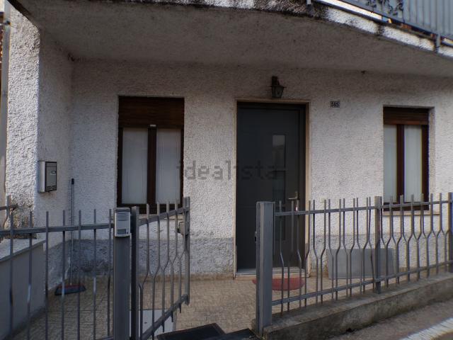 Appartamento in vendita a Travedona Monate, Lombardia