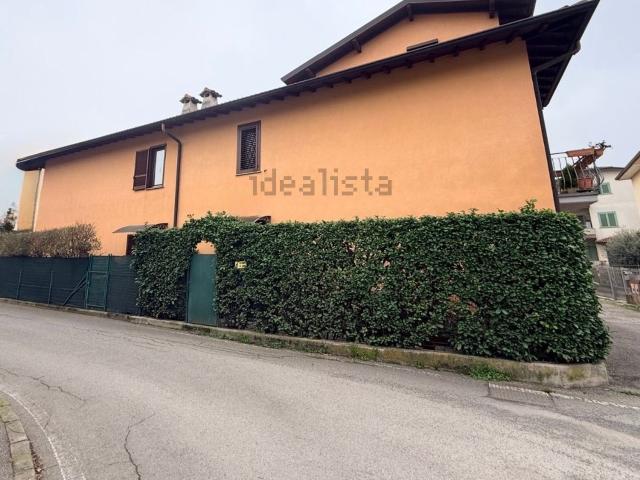 Appartamento in vendita a Mariano al Brembo, Dalmine