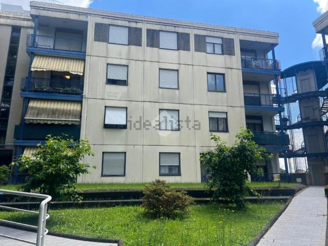 Appartamento in vendita a Copreno, Lentate sul Seveso