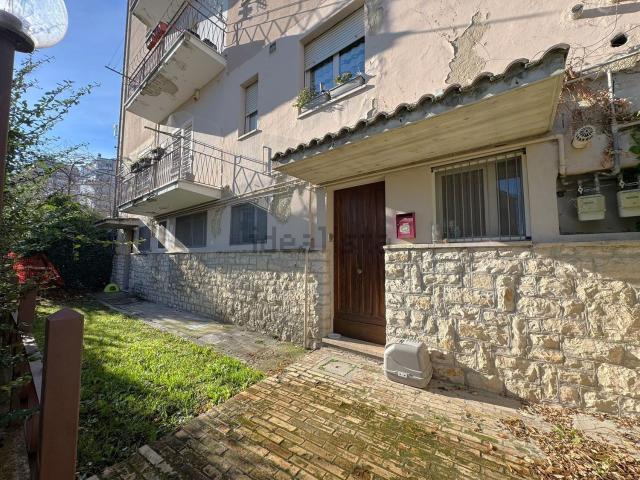 Appartamento in vendita a Campobasso, Molise
