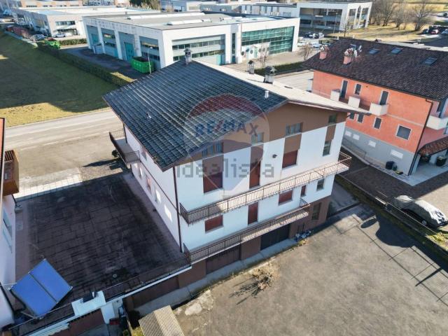 Appartamento in vendita a Borgo Valbelluna, Villa Di Villa