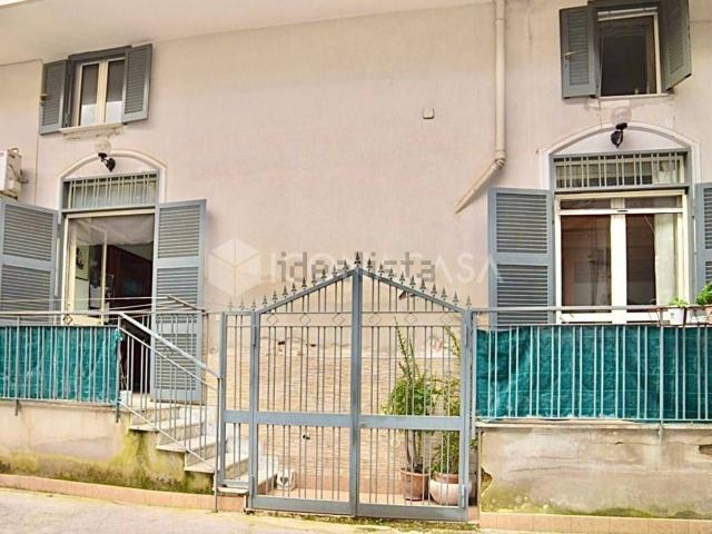 Appartamento in vendita a Arzano, Campania