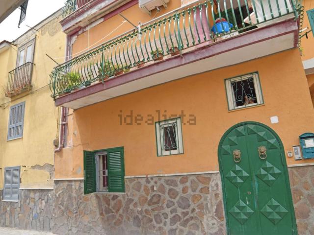 Appartamento in vendita a Arzano, Campania