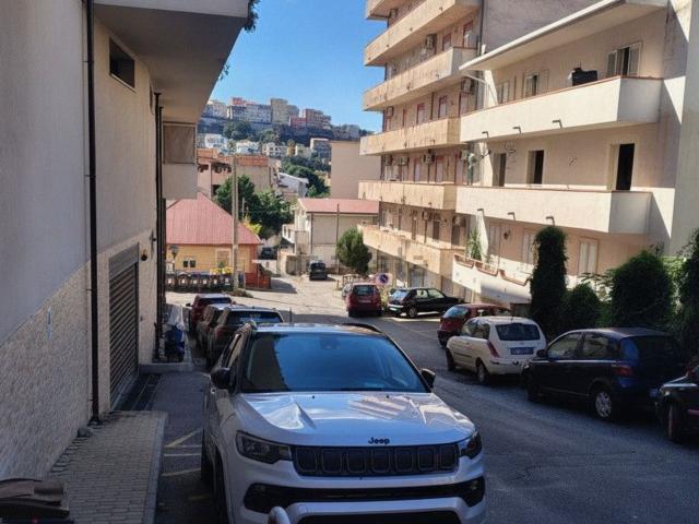 Appartamento in vendita a Calabria, Reggio Calabria