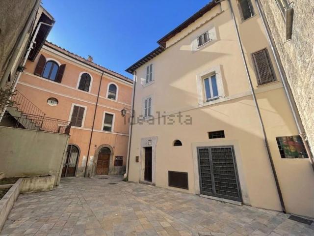 Appartamento in vendita a Città Giardino, Terni