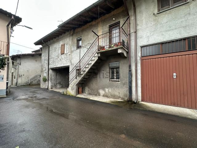 Appartamento in vendita a Gallarate, Lombardia