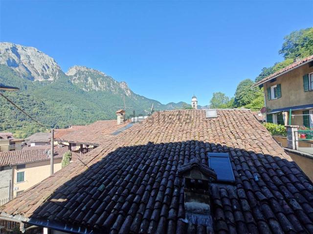 Appartamento in vendita a Primaluna, Lombardia