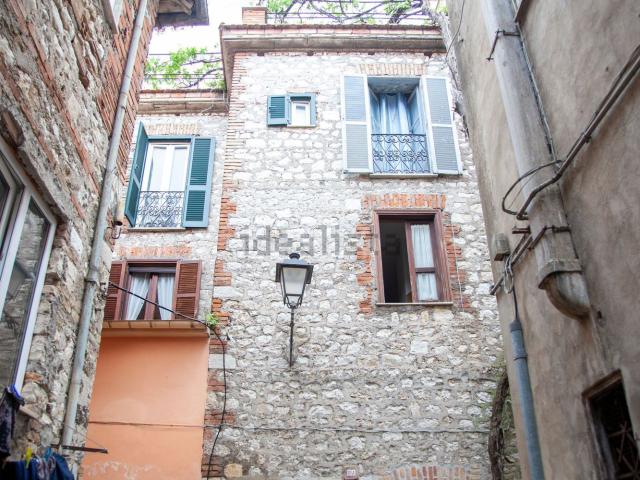 Appartamento in vendita a Sezze, Lazio