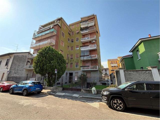 Appartamento in vendita a Oltrestazione, Legnano