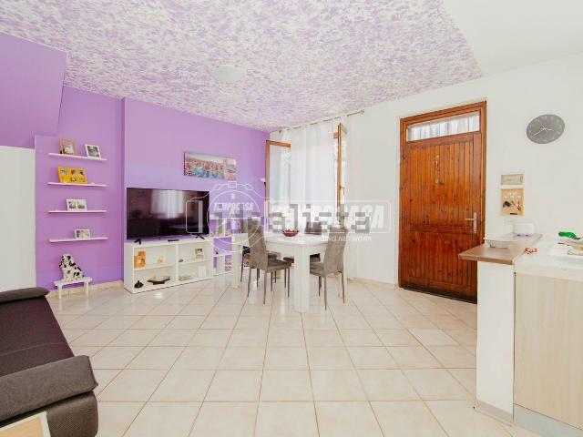 Appartamento in vendita a Parona, Lombardia