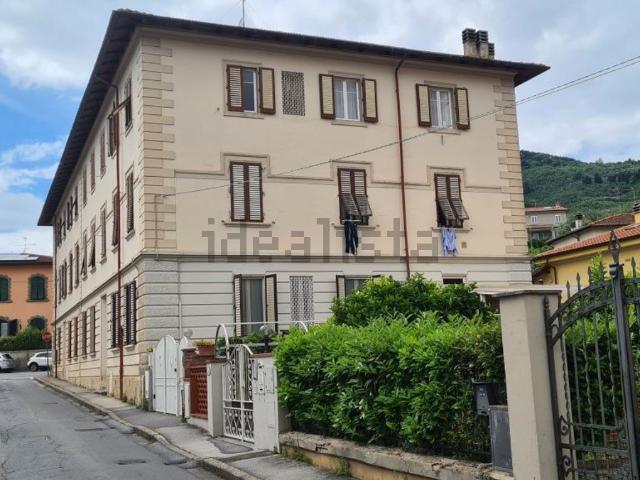 Appartamento in vendita a Pescia, Collecchio