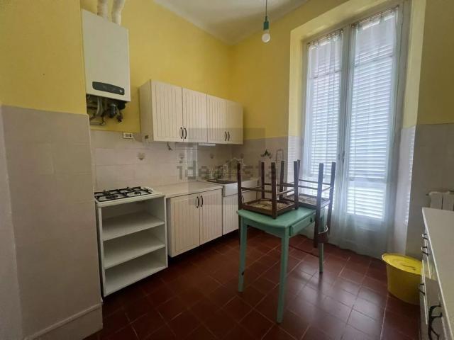Appartamento in vendita a Prato, Piemonte
