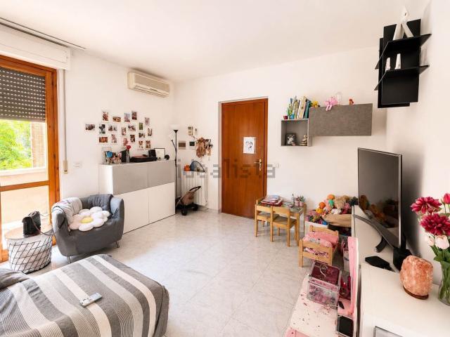 Appartamento in vendita a San Frediano a Settimo, Cascina