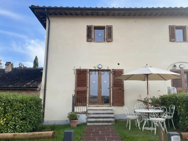 Appartamento in vendita a Asciano, Toscana