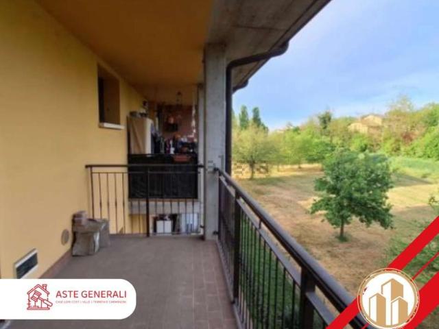 Appartamento in vendita a Re, Reggio Emilia