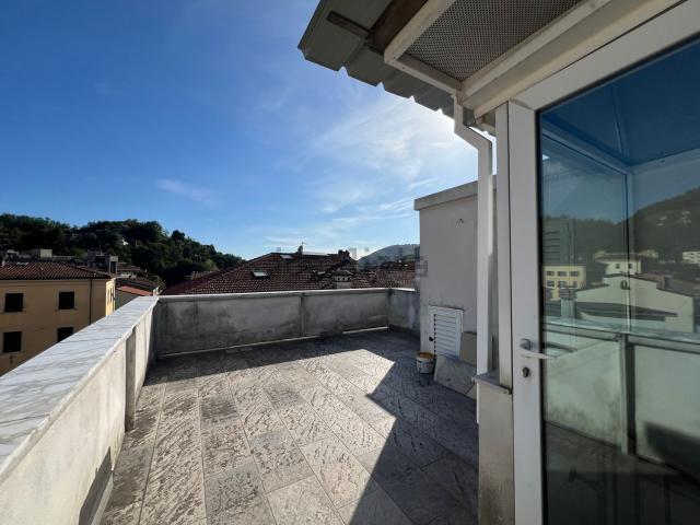 Appartamento in vendita a Pontecimato, Carrara