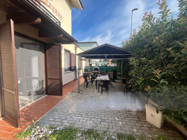 Appartamento in vendita a Suzzara, Lombardia