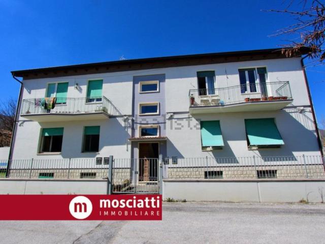 Appartamento in vendita a Località Campocuiano, Esanatoglia