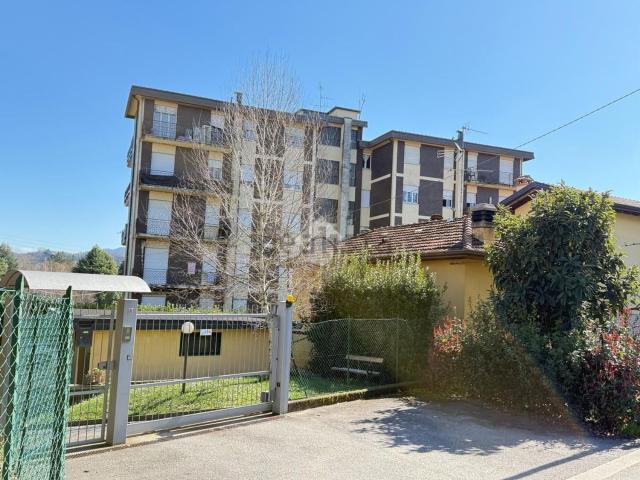 Appartamento in vendita a Calco Superiore, Calco