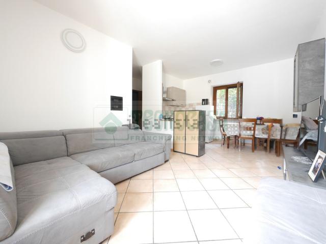 Appartamento in vendita a Roccafranca, Brescia