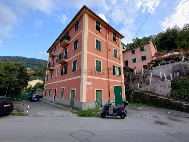 Appartamento in vendita a Val Polcevera, Serra Riccò