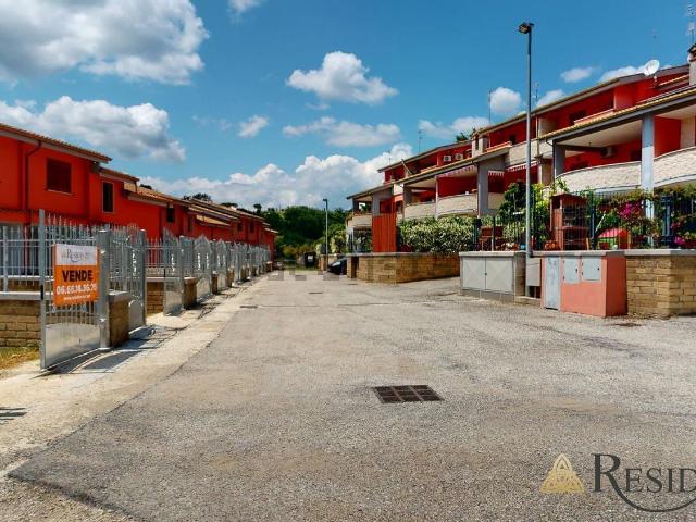 Appartamento in vendita a Roma Capitale, Lazio
