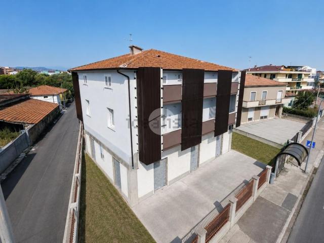 Appartamento in vendita a Cologna Spiaggia, Roseto degli Abruzzi