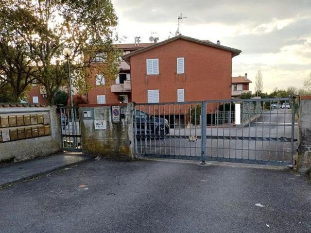 Appartamento in vendita a Collesalvetti, Livorno
