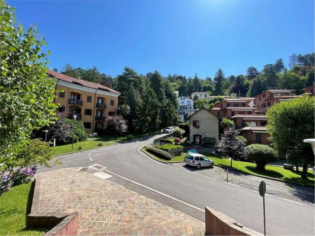 Appartamento in vendita a Brunate, Lombardia