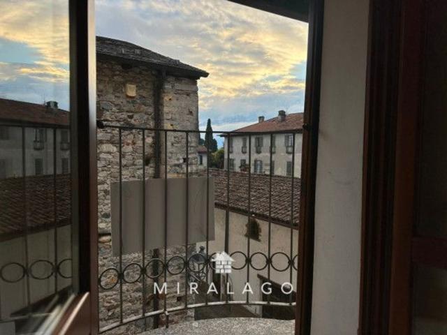 Appartamento in vendita a Gaggio, Domaso