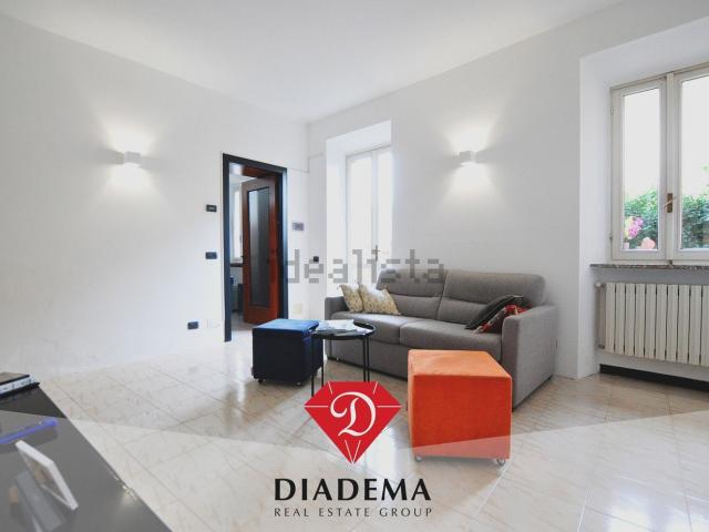 Appartamento in vendita a Besnate, Lombardia