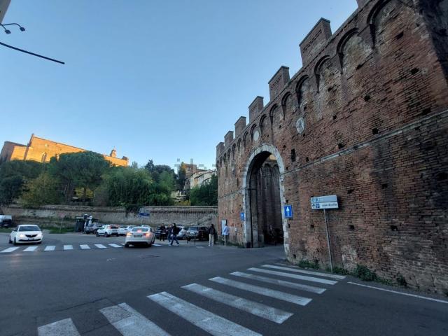 Appartamento in vendita a Ravacciano, Siena
