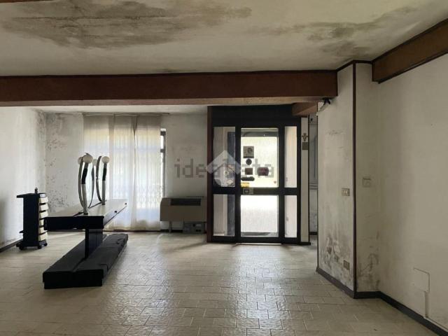 Appartamento in vendita a Nimis, Friuli-Venezia Giulia