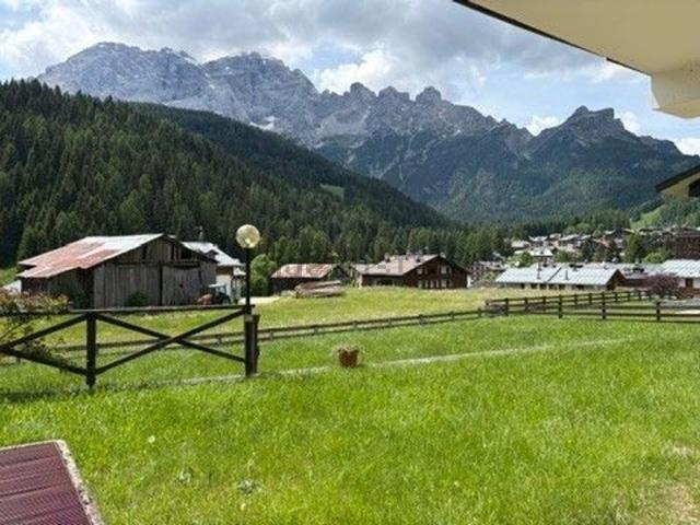 Appartamento in vendita a Val di Zoldo, Pecol