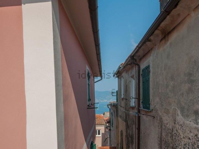 Appartamento in vendita a La Serra, Lerici