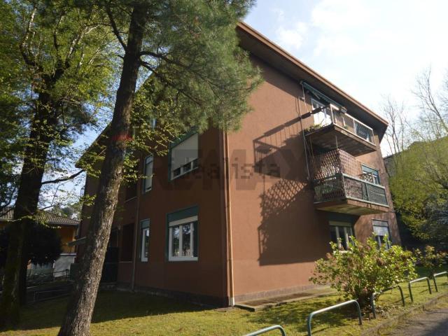 Appartamento in vendita a Valle Olona, Varese